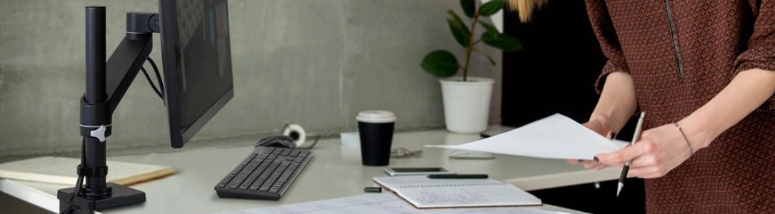 Ergotron NX - Höhenverstellbare Monitorhalterungen für Schreibtische Ergotron NX - Höhenverstellbare Monitorhalterungen für Schreibtische