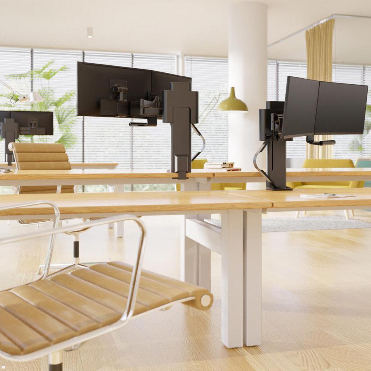 Ergotron TRACE Dual Monitor Tischhalterung (45-631-224), schwarz Anwendungsbeispiel Office Ergotron TRACE Dual Monitor Tischhalterung (45-631-224), schwarz Anwendungsbeispiel Office