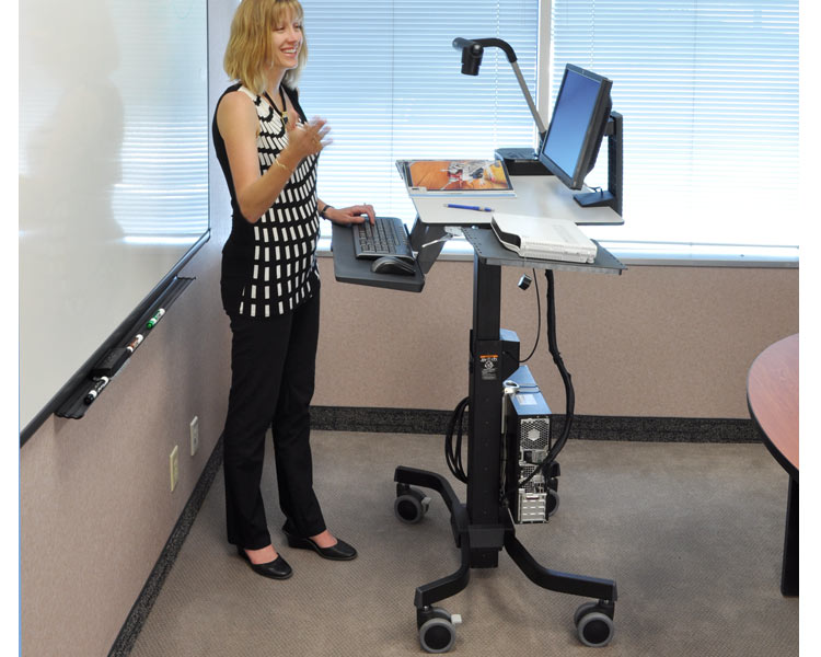 Ergotron TeachWell Steh Sitz Tisch mit Ablage und Rollen (24-220-055), Anwendung Ergotron TeachWell Steh Sitz Tisch mit Ablage und Rollen (24-220-055), Anwendung