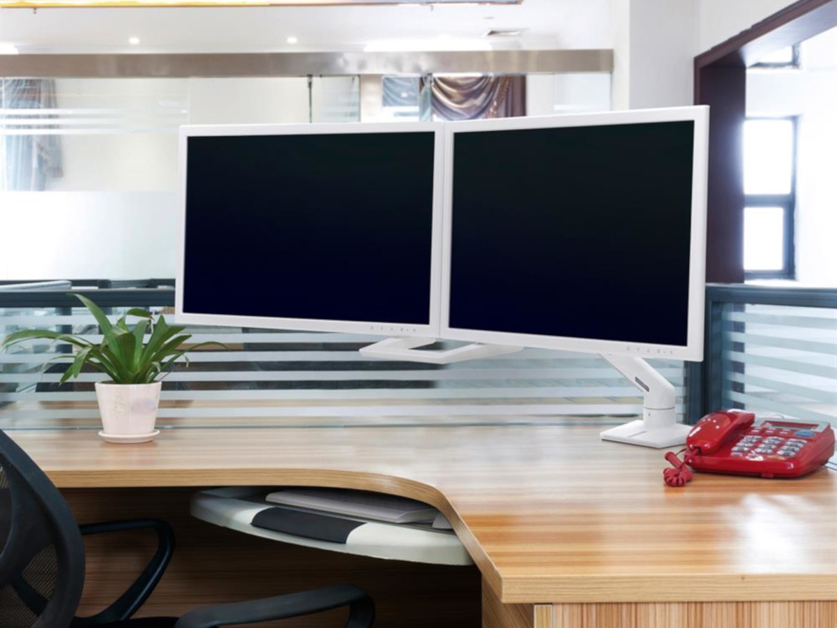 Ergotron HX Dual Tisch Monitorhalterung für USM Tisch, weiß (46-477-217) Anwendungsbeispiel Office Ergotron HX Dual Tisch Monitorhalterung für USM Tisch, weiß (46-477-217) Anwendungsbeispiel Office