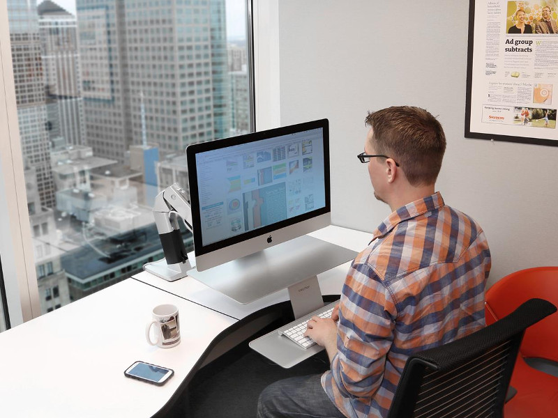 Ergotron WorkFit A Sitz-Steh-Arbeitsplatz