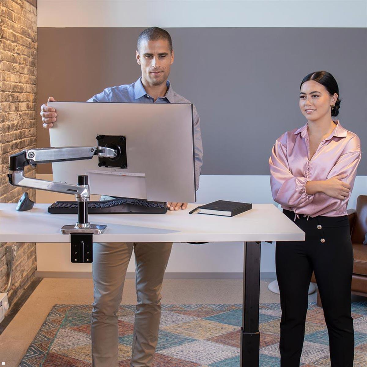 Ergotron LX Arm Monitor Tischhalterung für USM Tische, Anwendung Office