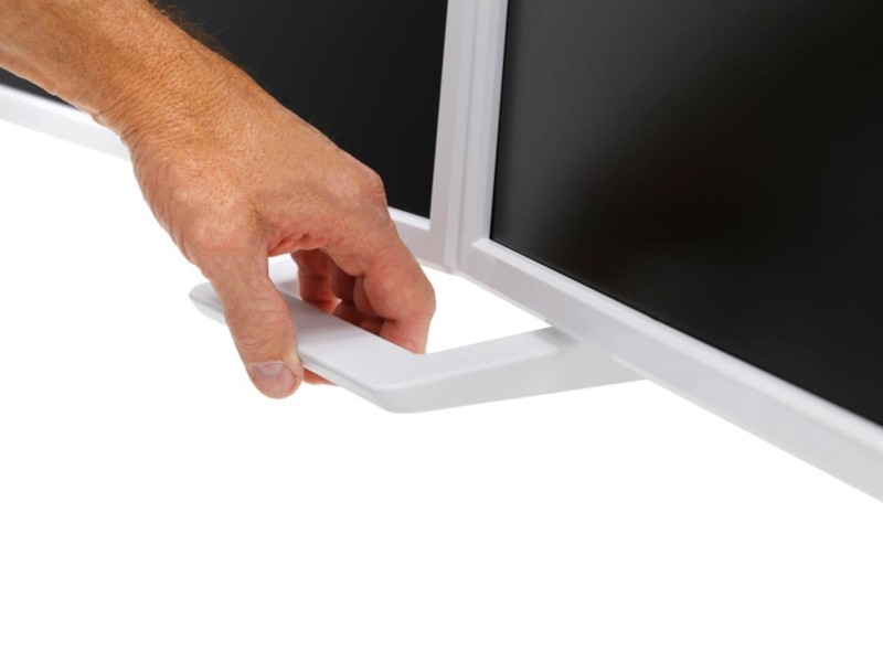 Ergotron HX Arm Dual Monitor Tischhalterung (45-476-216) Griff zum Monitor einstellen Ergotron HX Arm Dual Monitor Tischhalterung (45-476-216) Griff zum Monitor einstellen